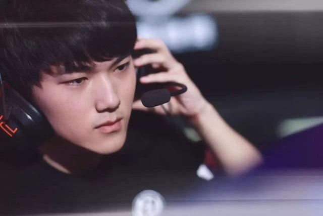 zweih ： 牙痛和低帧率在玩游戏时真的很不舒服