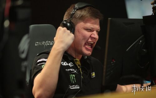 接连落败device心灰意冷 karrigan在线鼓励老乡