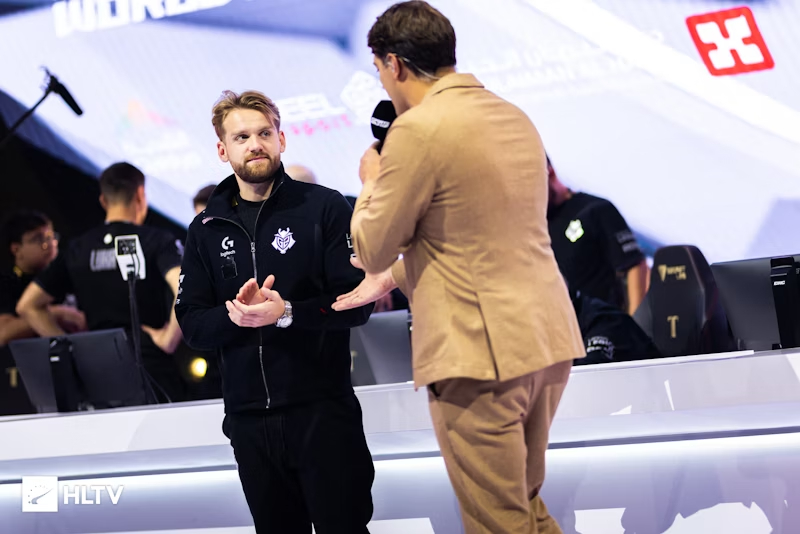 只能说伙食真好！JDG赛训Vlog：哥几个日常训练的一天！