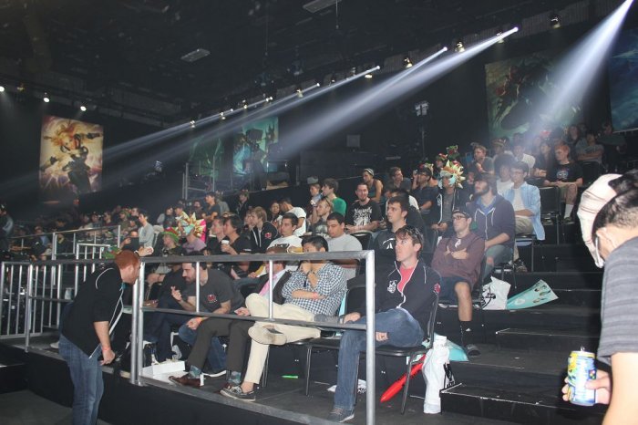 Kanavi ：感觉开心吧，因为抢到了龙